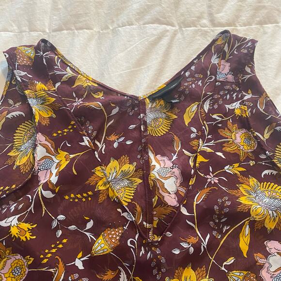 Lane Bryant Tank 22 Burgundy Yellow Floral Ruffle Layered Sheer - Picture 5 of 12